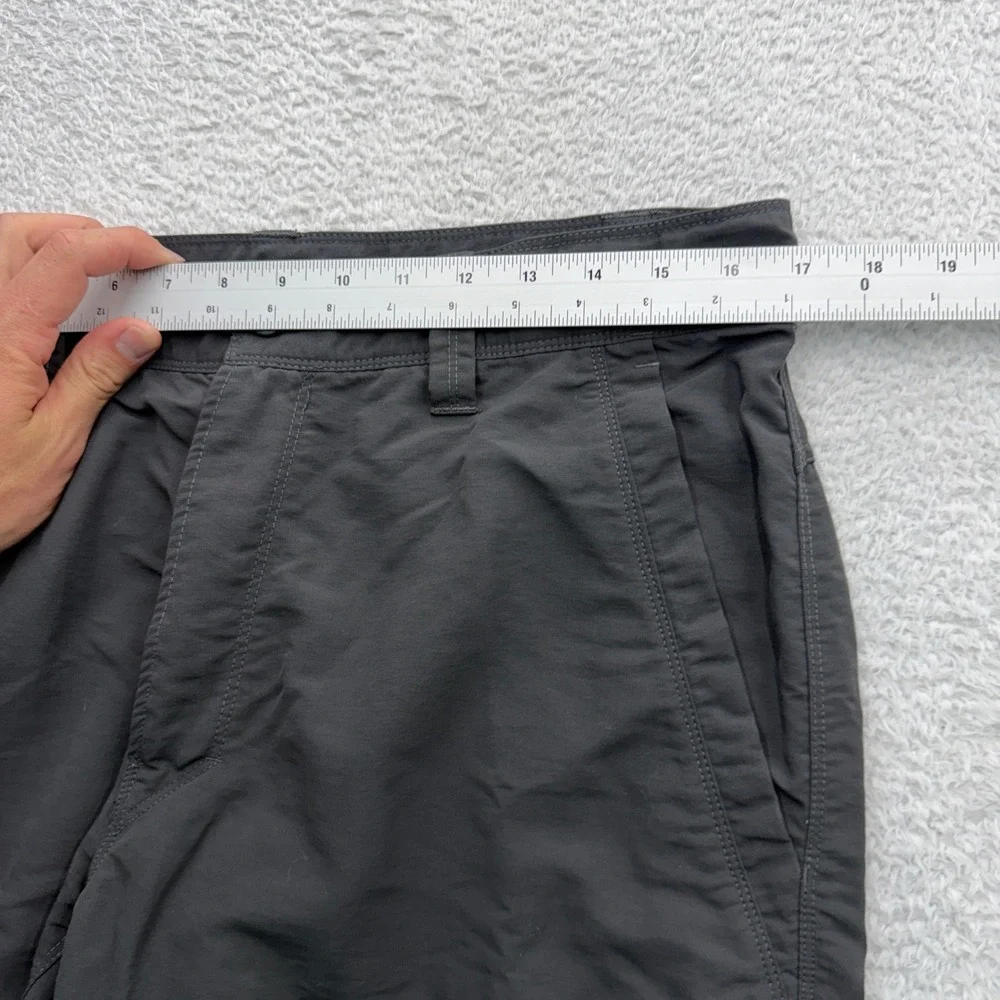 The North Face Mens Paramount Peak II Cargo Shorts Grey Nylon Hiking Size 34